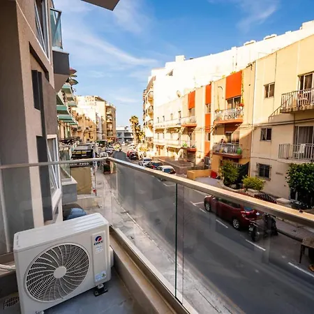 Modern 1br Qawra Steps From The By Hostmt * St. Paul's Bay