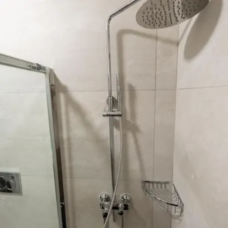 Modern 1br Qawra Steps From The By Hostmt Apartamento