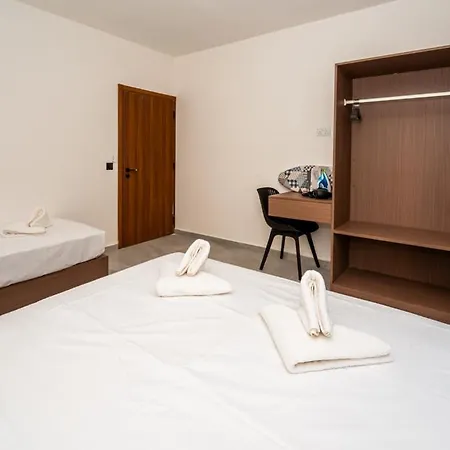 Modern 1br Qawra Steps From The By Hostmt Apartment