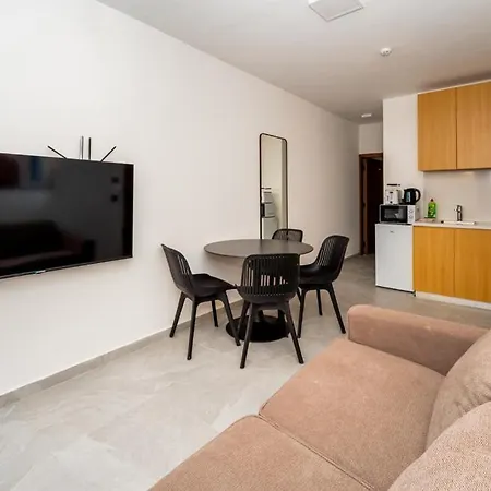 Modern 1br Qawra Steps From The By Hostmt St. Paul's Bay