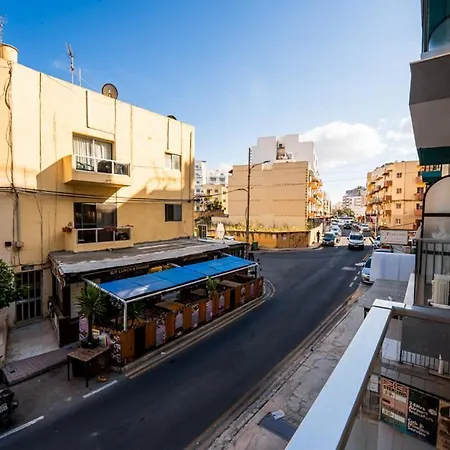 Apartment Modern 1br Qawra Steps From The By Hostmt