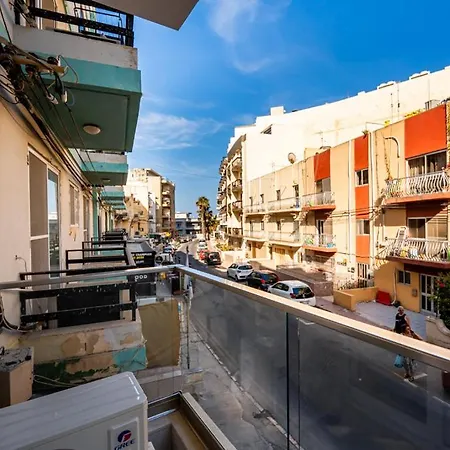 Apartment Modern 1br Qawra Steps From The By Hostmt