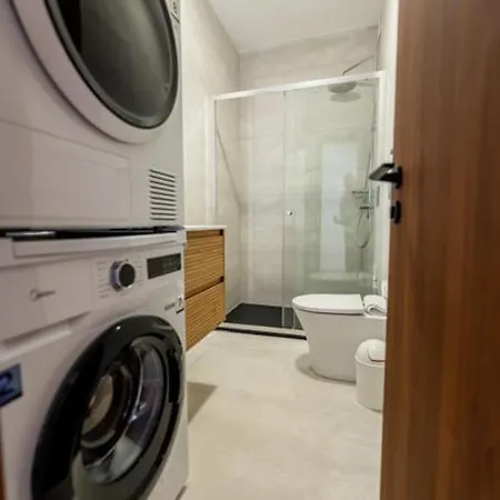 Modern 1br Qawra Steps From The By Hostmt Apartamento *