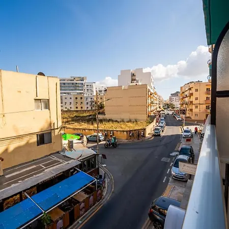 Modern 1br Qawra Steps From The By Hostmt