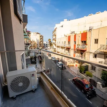 Modern 1br Qawra Steps From The By Hostmt *