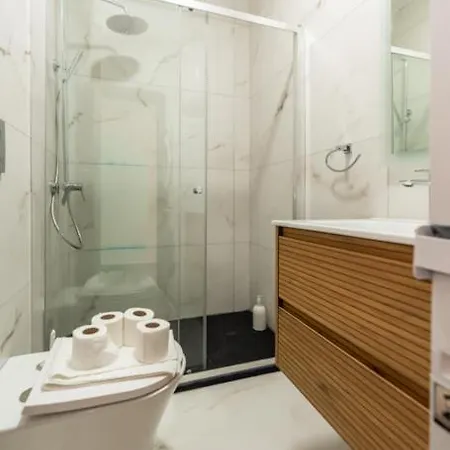 Apartamento Modern 1br Qawra Steps From The By Hostmt