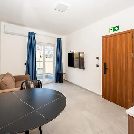 Modern 1br Qawra Steps From The By Hostmt *