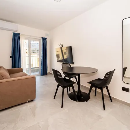Apartamento Modern 1br Qawra Steps From The By Hostmt St Paul's Bay