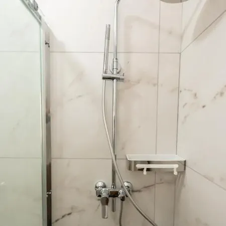 Apartament Modern 1br Qawra Steps From The By Hostmt St. Paul's Bay